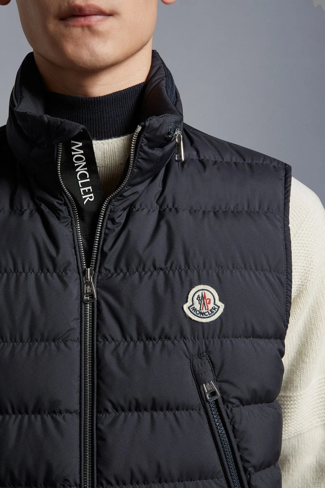 Moncler -  Doudoune sans manches Albyt